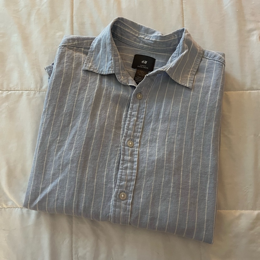 LISTING SOLD ON DEPOP h&m button down